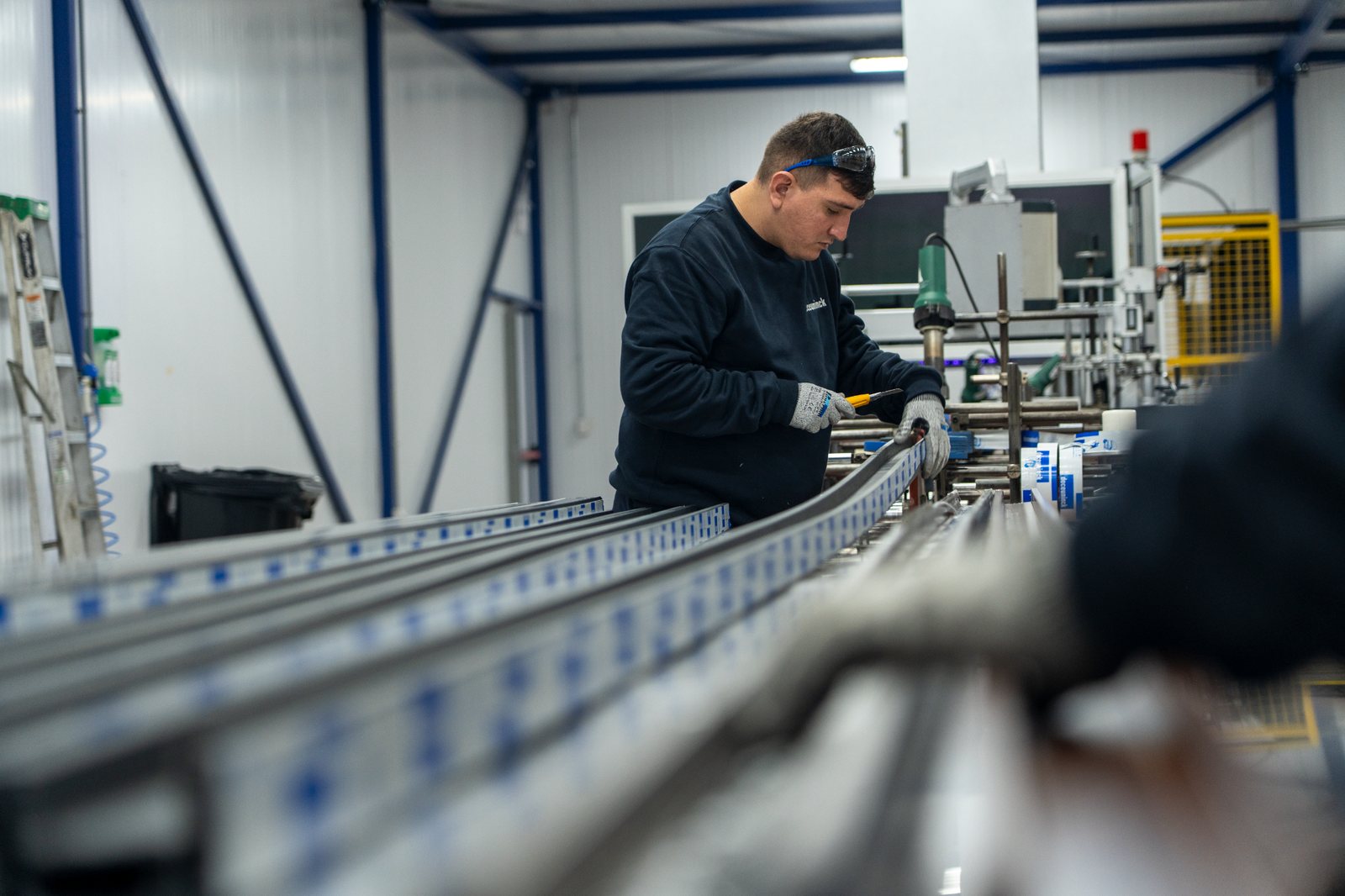 Trabajo de fabricación en Deceuninck Chile